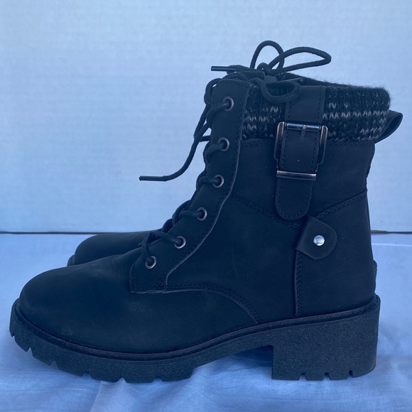 Pop Women's Black Side Zip Combat Boots - Picture 5 of 12